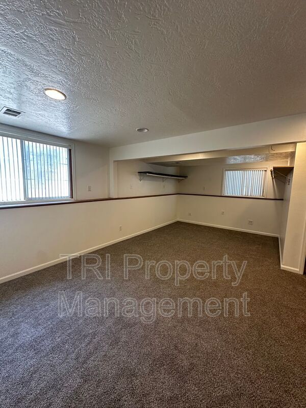 Foto del edificio - 314 N 49th Ave Ct