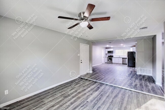Building Photo - 3 br, 1.5 bath House - 6734 Hendon Ln