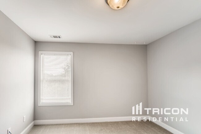 Foto del edificio - 1080 Arbor Grove Rd