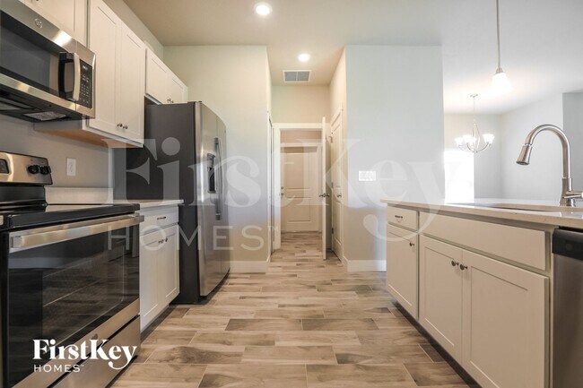 Foto del edificio - 5139 Cromey Rd