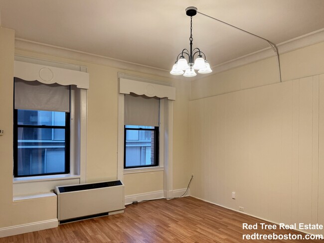 Photo - 62 Boylston St Apartment