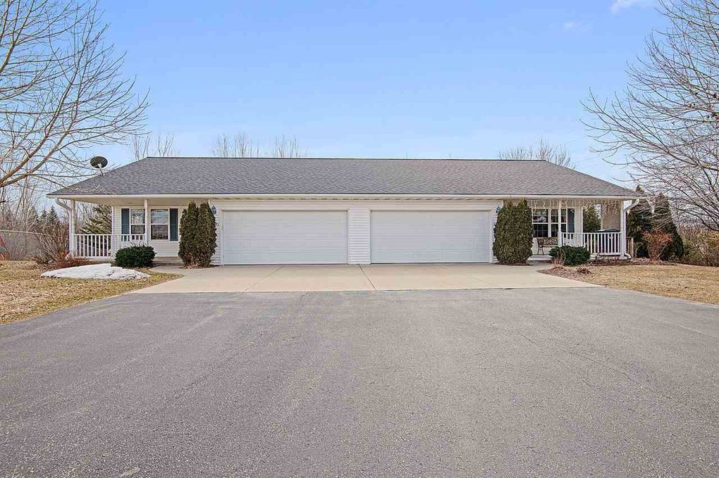 Primary Photo - 2941 Popplewood Ct