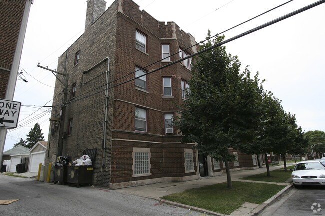 Building Photo - 8001 S Bishop St