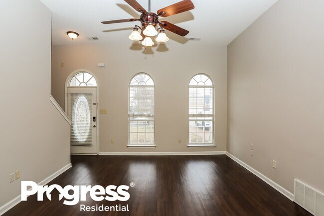 Building Photo - 12807 Fox Bend Ln