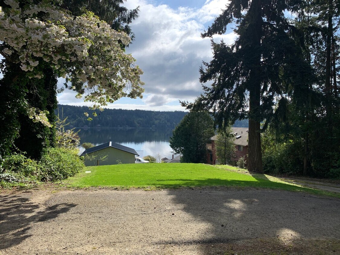 Primary Photo - Illahee6056