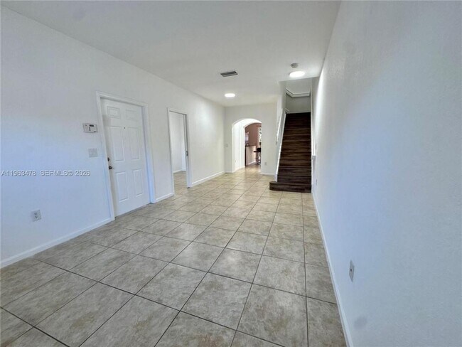 Foto del edificio - 2584 SW 122nd Terrace