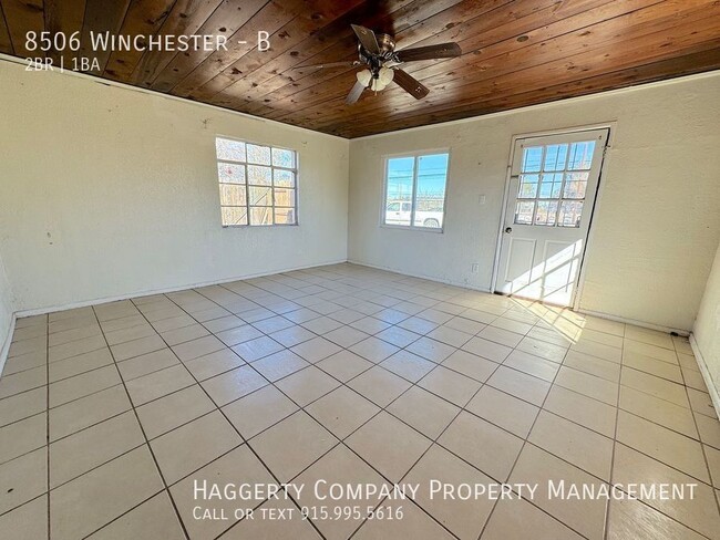 Foto del edificio - 8506 Winchester-B