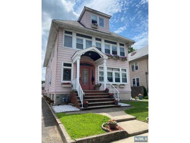 Foto principal - 63 Union Ave