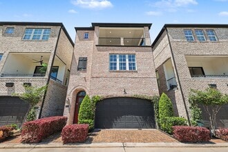 Building Photo - 2713 Kinsley Oaks Dr