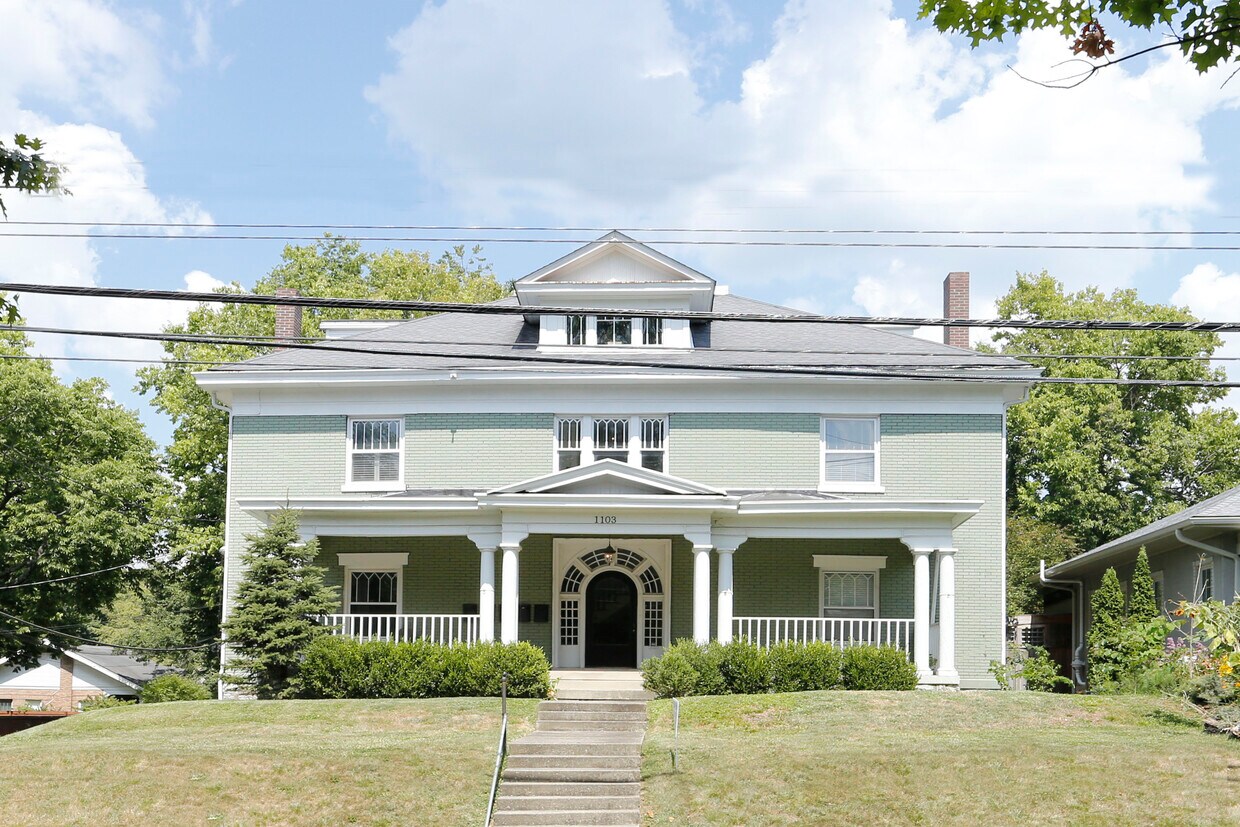 1103 Richmond Rd, Lexington, KY 40502 Apartments Lexington, KY