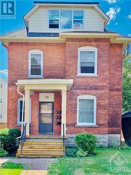 Building Photo - 28 Aylmer Ave