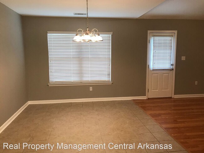 Foto del edificio - 4 br, 2 bath House - 323 Autumn Dr.