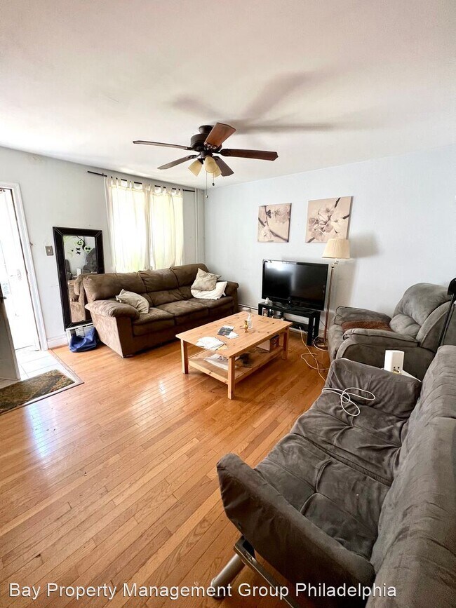 Building Photo - 4 br, 1 bath House - 4728 Smick St