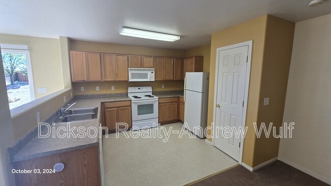 Building Photo - 8778 Sunset Breeze Dr