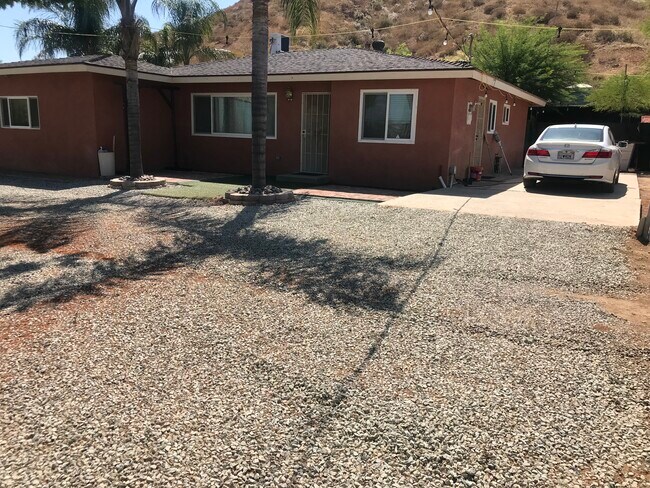 Entrada principal - 27295 Vista Ave