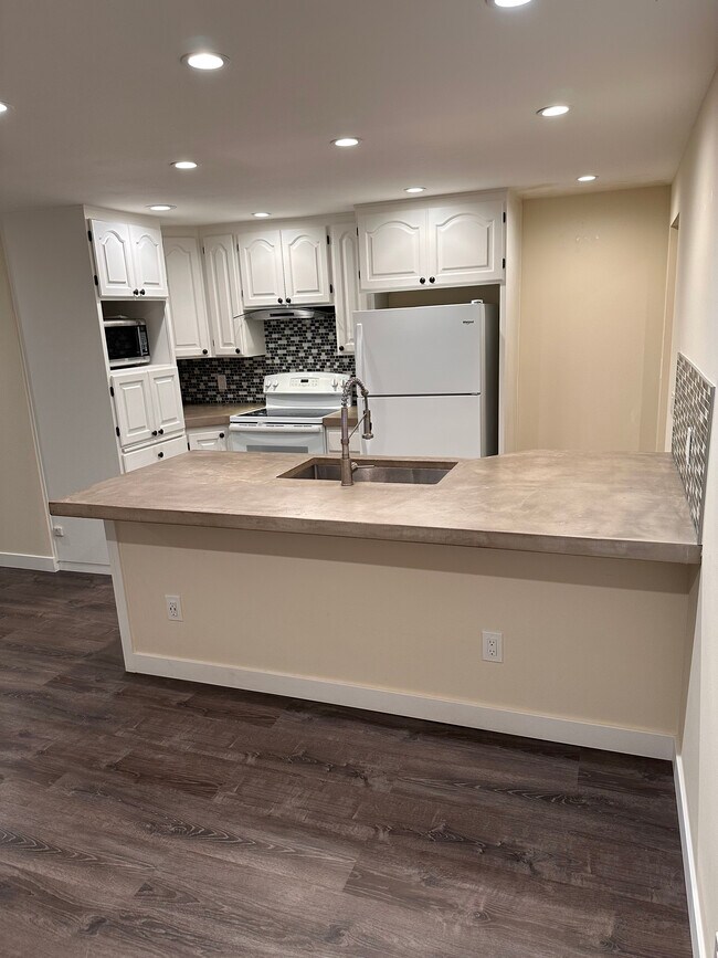 Foto del edificio - 2405 SW 106th St