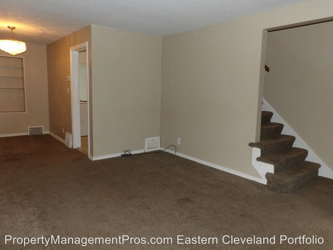 Building Photo - 25141 Treadwell Ave