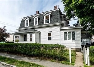 Building Photo - 151 Grove St