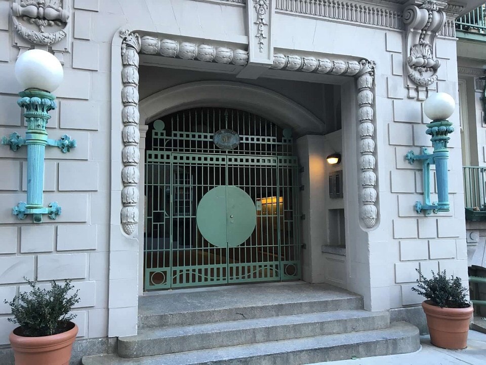 Entrance to Bldg - 517 E 77th St