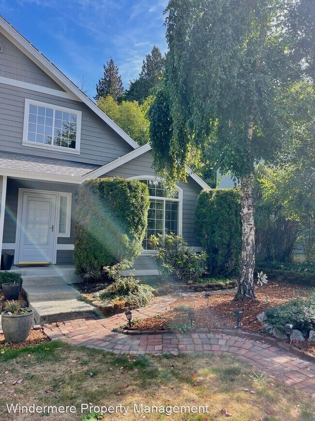 Building Photo - 3 br, 2.5 bath House - 2135 Miss Ellis Loop