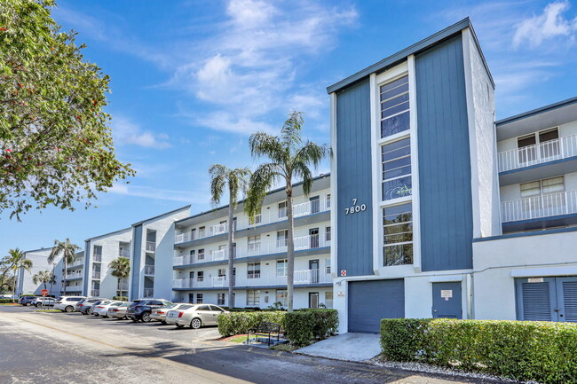 Foto del edificio - 7800 NW 18th St