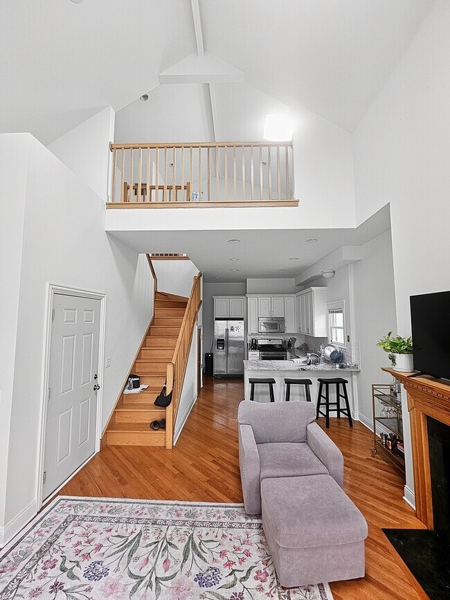 Foto del edificio - 1657 W Wrightwood Ave
