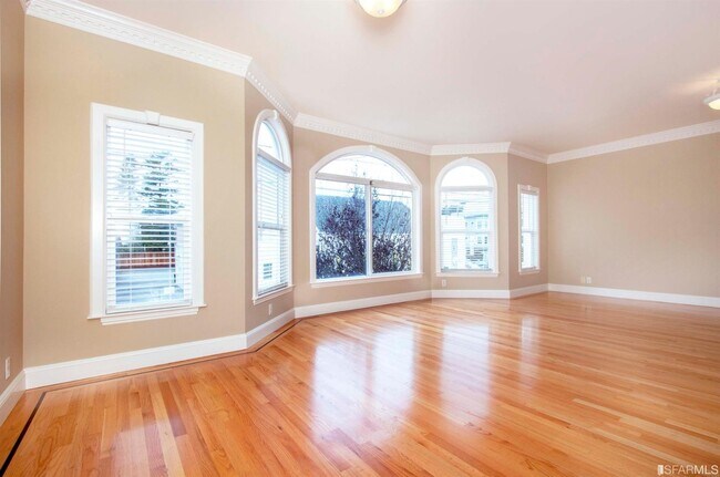 Foto del edificio - 716 8th Ave