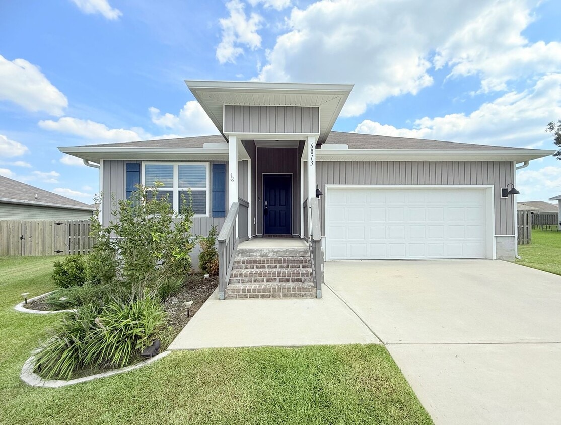 Primary Photo - Great home in new subdivision