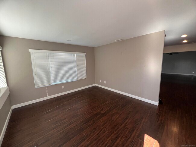 Building Photo - 11439 Vela Dr