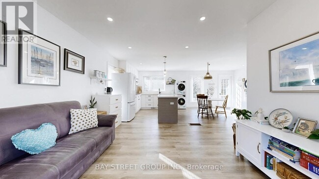 Photo du bâtiment - 142 Patterson Rd