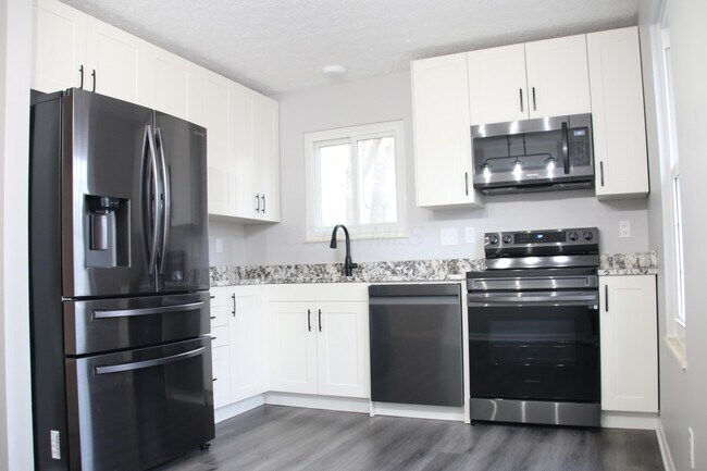 Foto del edificio - 3159 Alderridge Ct