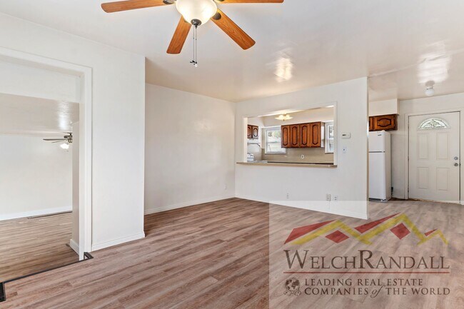 Building Photo - Riverdale Single Family Home 4 bedroom.