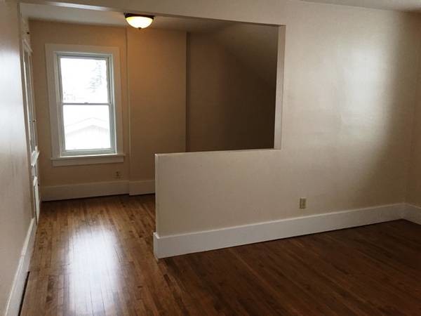 Building Photo - 129 Park Ave