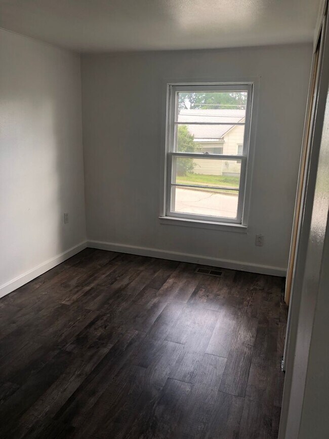 Building Photo - 1778-MF3-E4