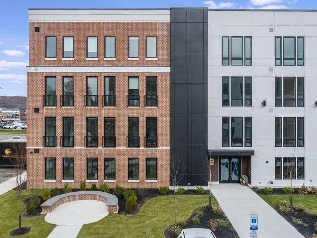 Building Photo - Water Street Lofts