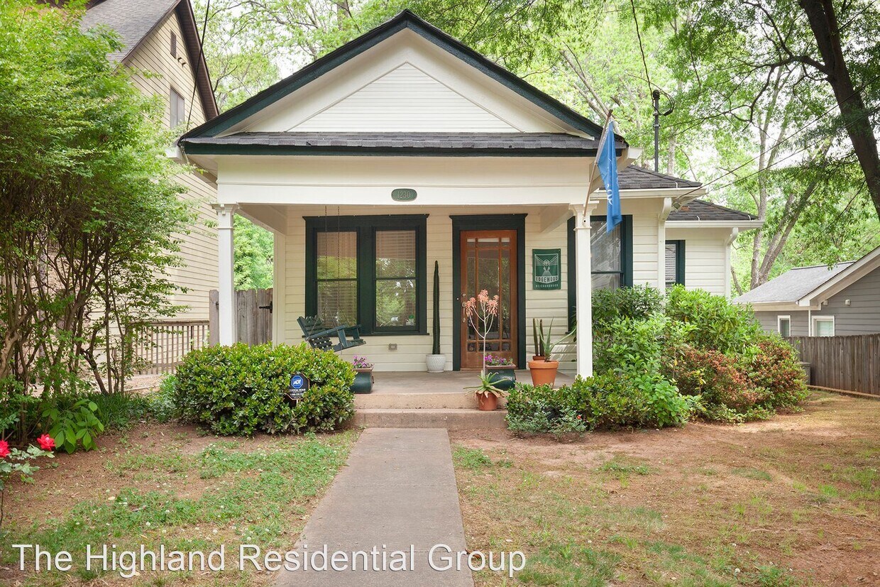 Foto principal - 2 br, 1 bath House - 1230 Colmer Ave SE