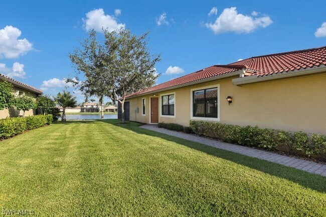 Building Photo - 11326 Red Bluff Ln