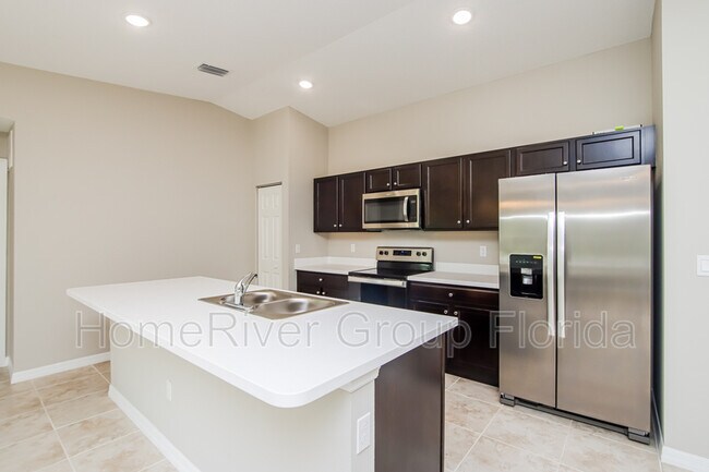 Foto del edificio - 1134 Underhill Ave SE