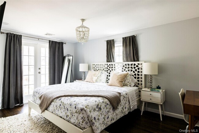 Foto del edificio - 77 Hillcrest Ave