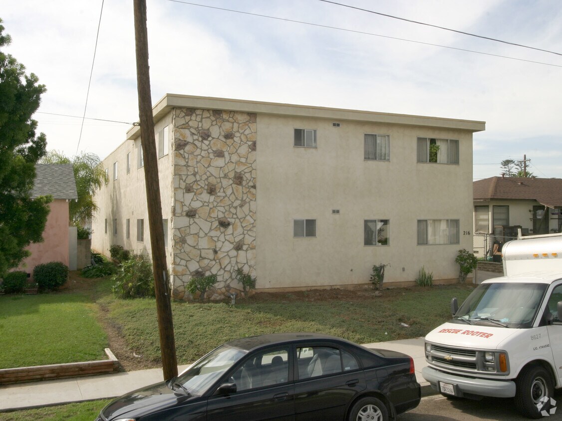 Foto del edificio - 216 Del Mar Ave
