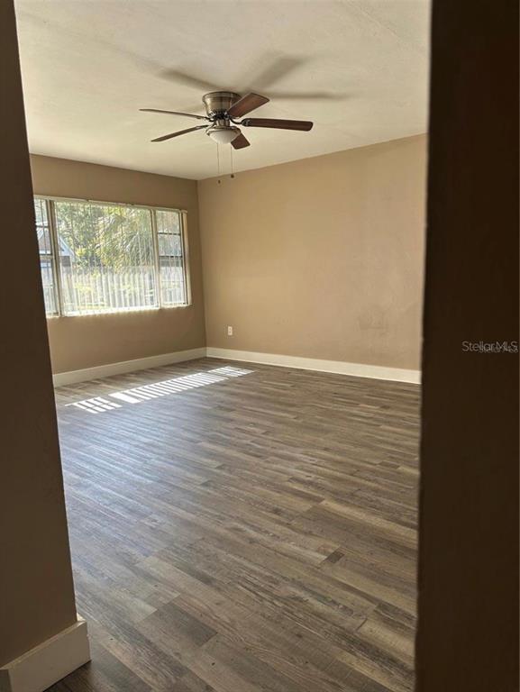 Foto del edificio - 607 Johns Ave