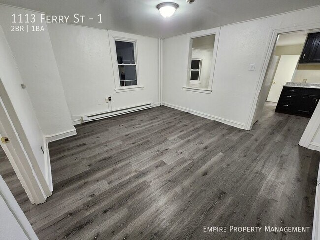 Building Photo - 2 Bedroom 1 Bathroom in Easton!