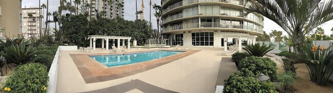 Foto del edificio - 700 E Ocean Blvd