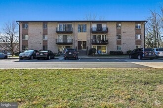 Building Photo - 4106 Mangalore Dr