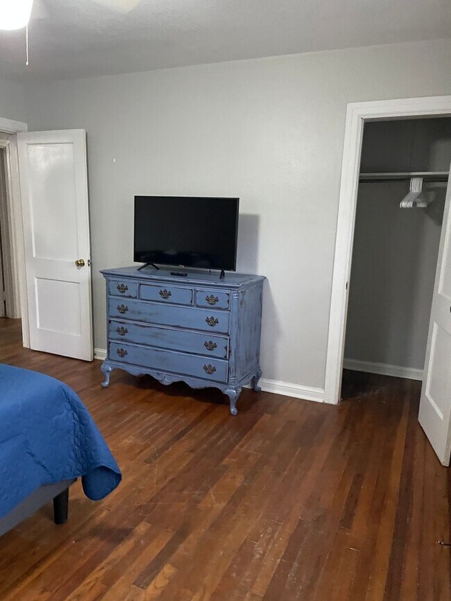 Foto del edificio - Charming 2 bedroom Duplex