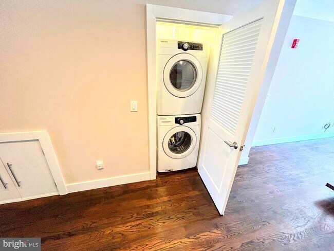 Foto del edificio - 1538 Ogden St