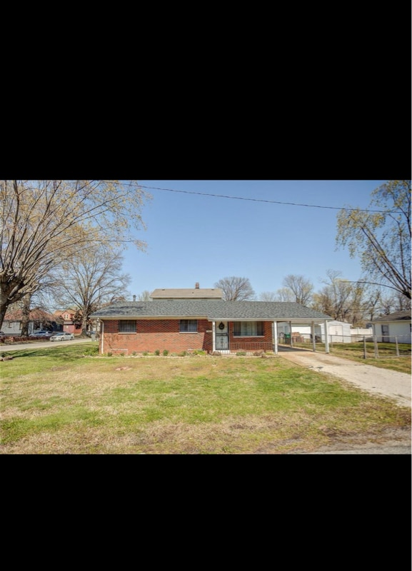 Building Photo - 2301 Belleview Ave