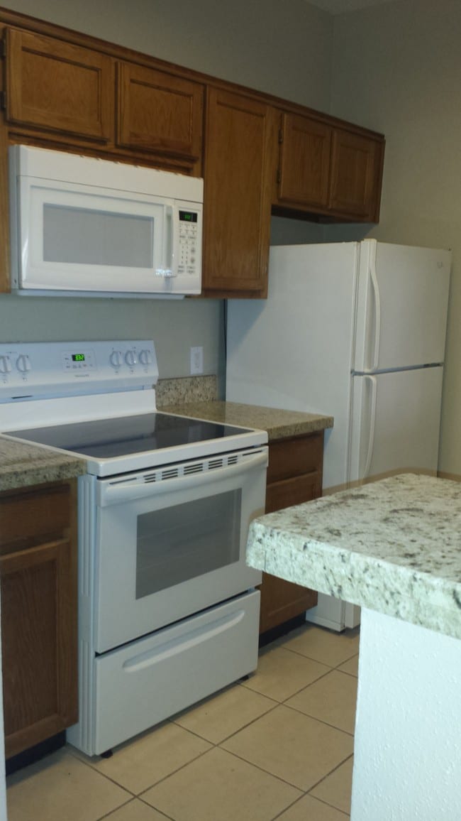 Kitchen with Granite - 7575 Cambridge St