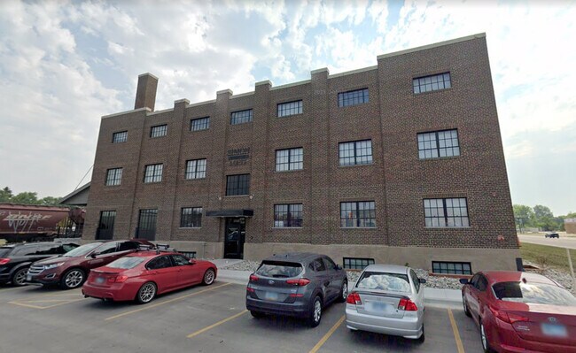 Foto del edificio - Simon Warehouse