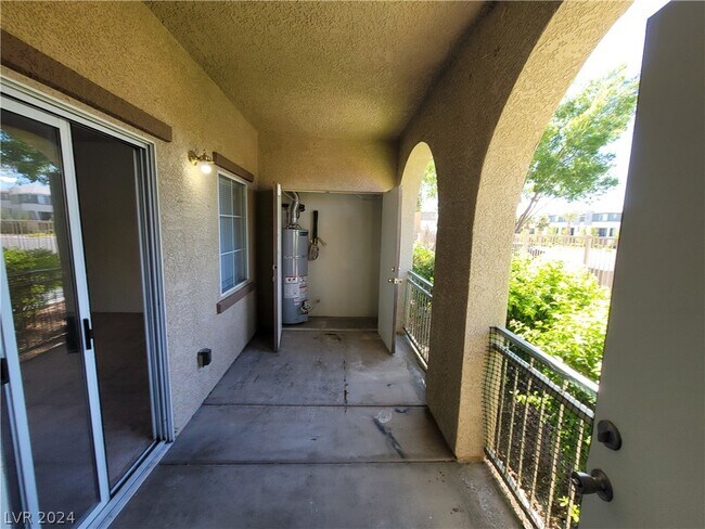 Building Photo - 3810 Juno Beach St